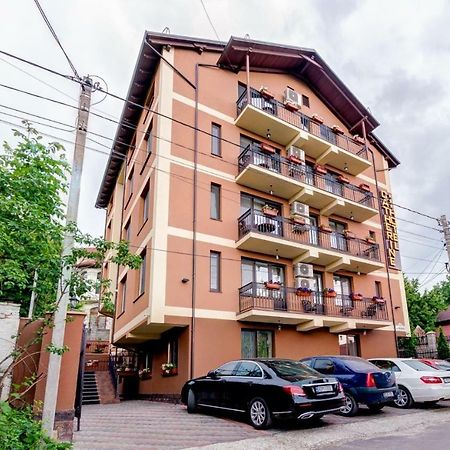 Catherine Hotel Кишинев Екстериор снимка