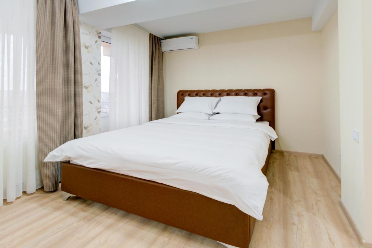 Catherine Hotel Кишинев Екстериор снимка